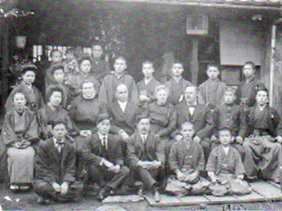 伝道開始直後のイースター 1915年（熊本）